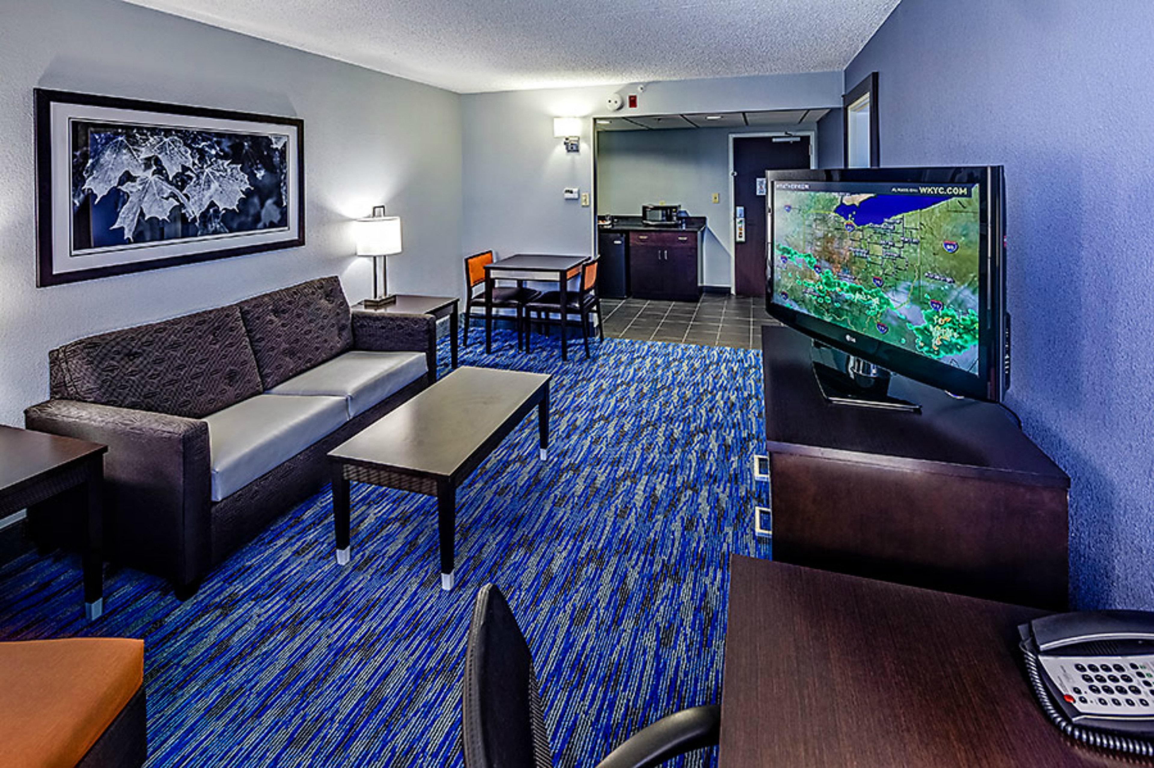Holiday Inn Cleveland Northeast - Mentor By Ihg Eksteriør bilde